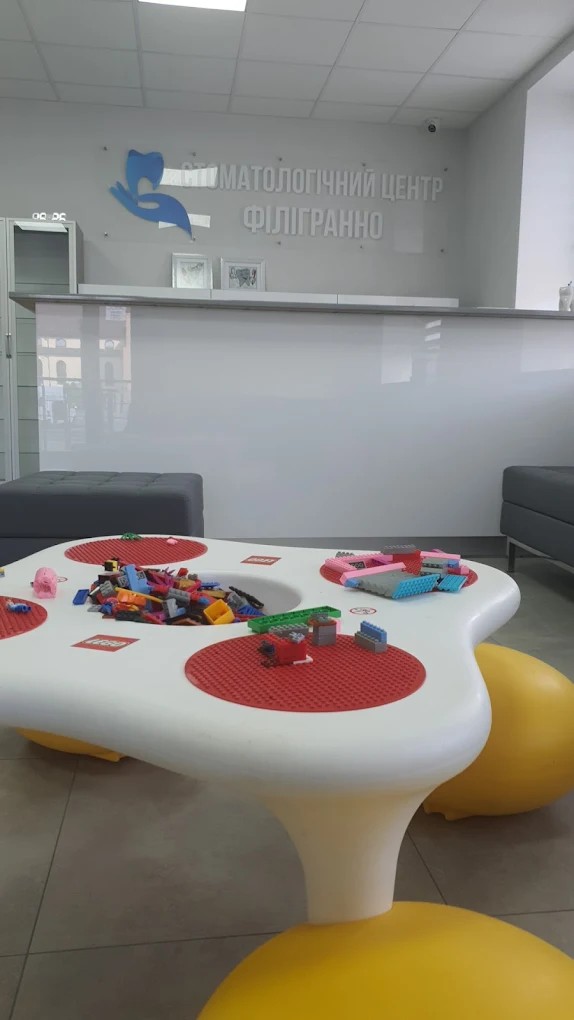 Зал очікування стоматологічного центру Філігранно, Луцьк